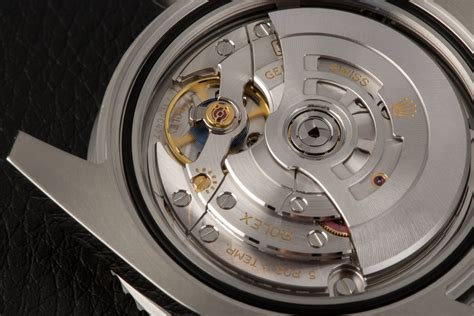 rolex 3285 vs 3186 movement|Rolex movements look different.